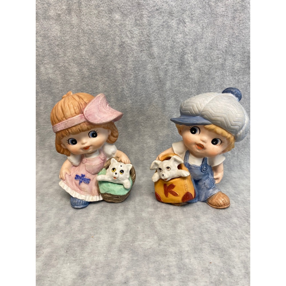 Homco Ceramic Figurines Boy & Girl with Pet Kittens Vintage Collectibles